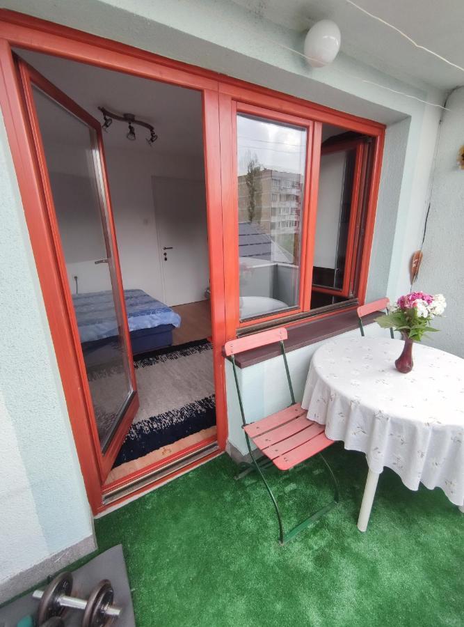 Cozy Room With A Balcony ซาราเยโว ภายนอก รูปภาพ