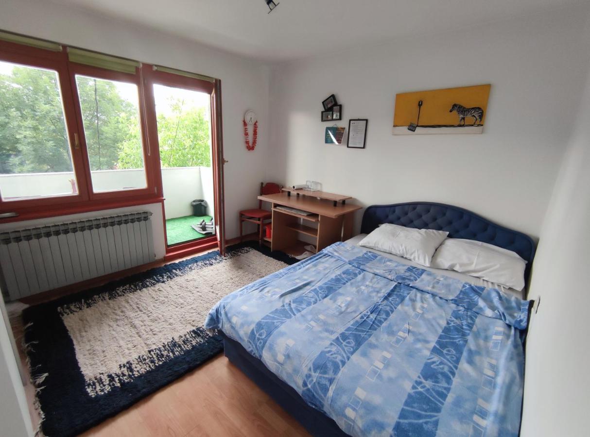 Cozy Room With A Balcony ซาราเยโว ภายนอก รูปภาพ